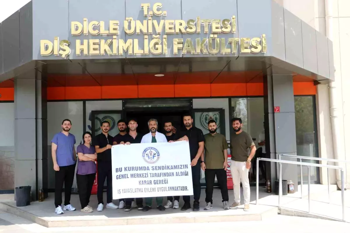 Diyarbakır'da Diş Hekimlerinden İş Bırakma Eylemi