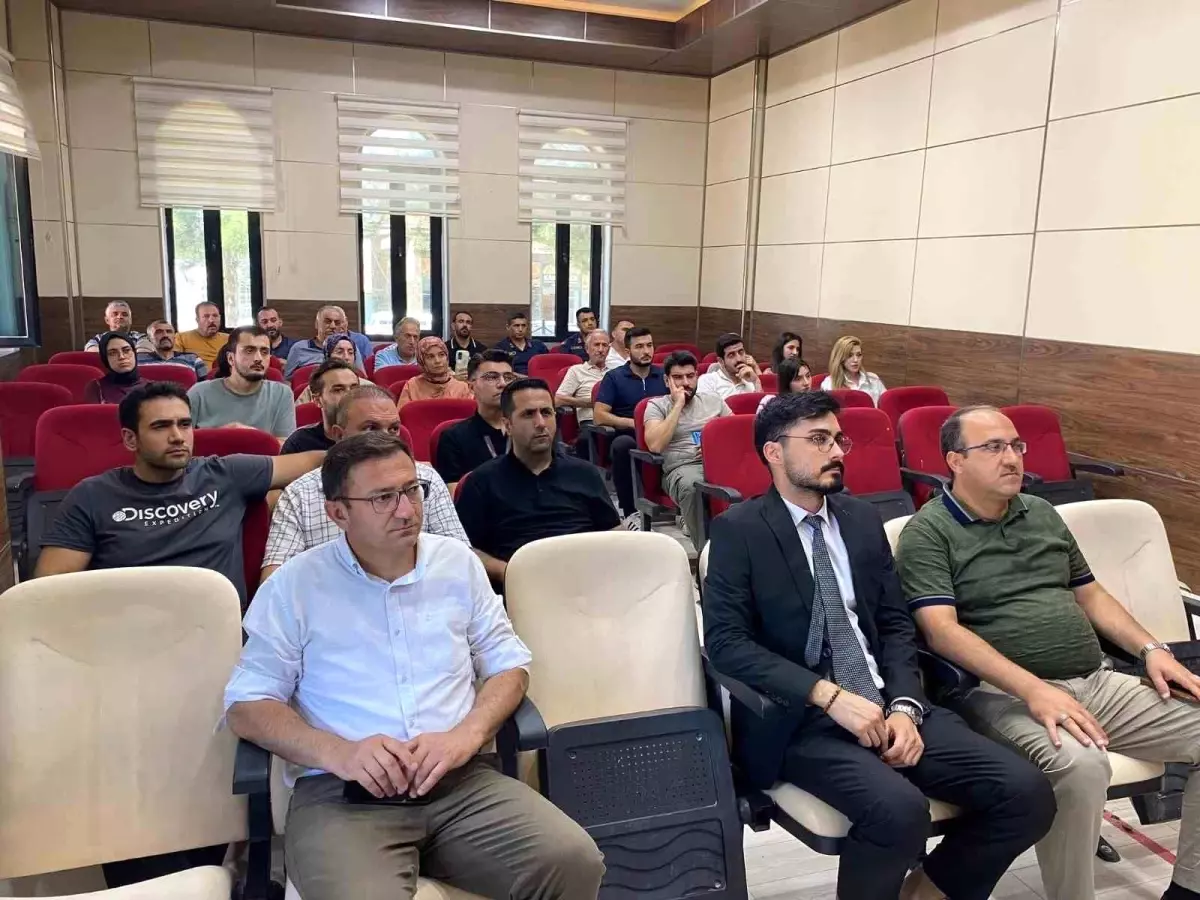Sivrice'de KKKA Konferansı Düzenlendi