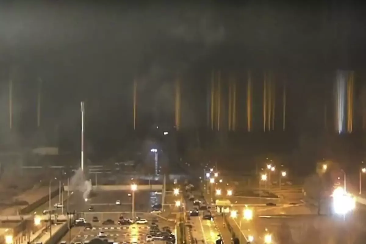 Ukrayna'daki Zaporijya Nükleer Tesisi vuruldu