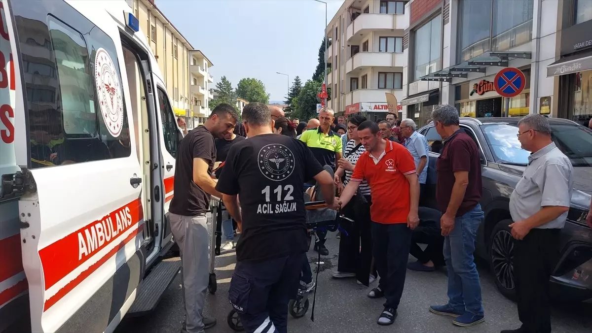 Akyazı'da Yaya Kazası
