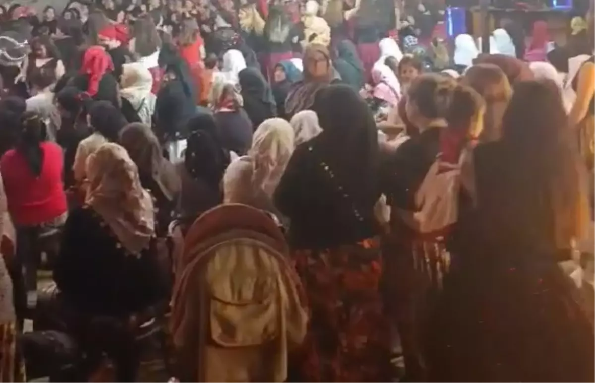İnegöl'de Şalvar Gecesi Coşkusu