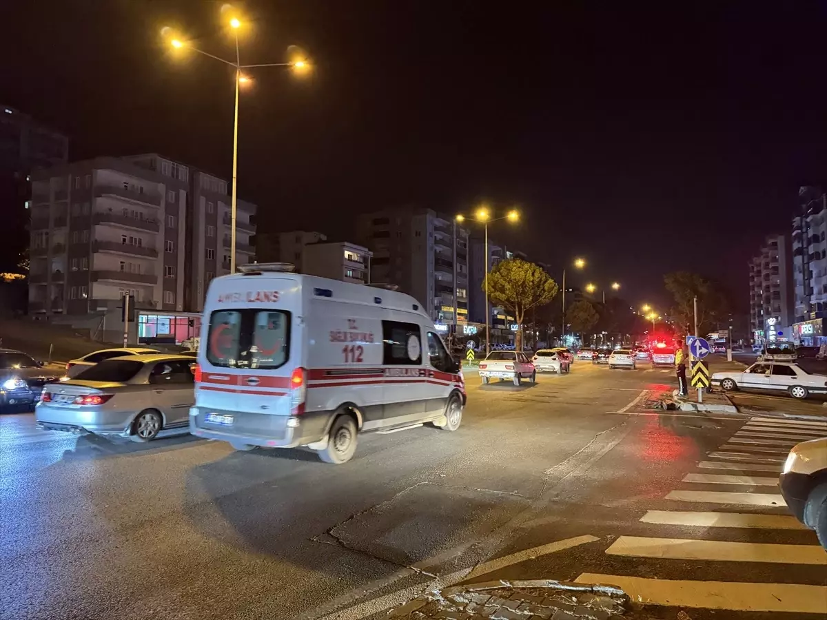 Kahramanmaraş'ta Polis Aracı ile Çarpışma: 5 Yaralı
