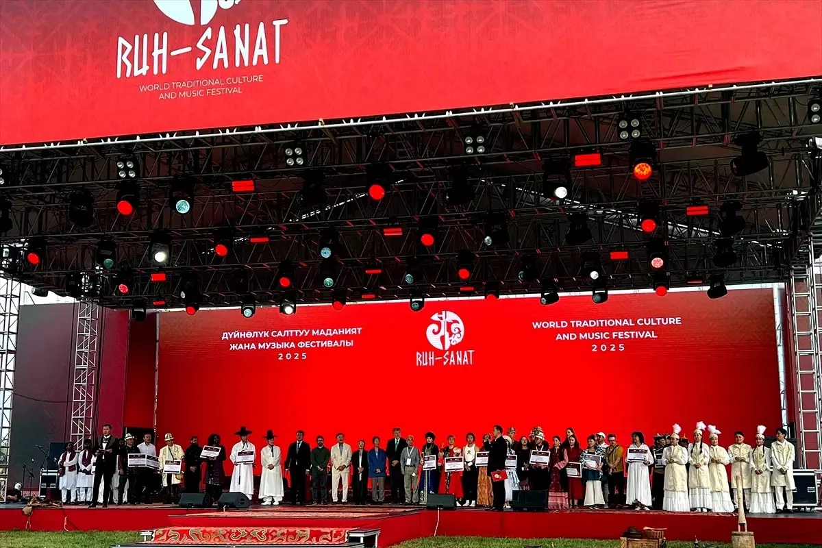1. Dünya Geleneksel Kültür ve Müzik Festivali Sona Erdi