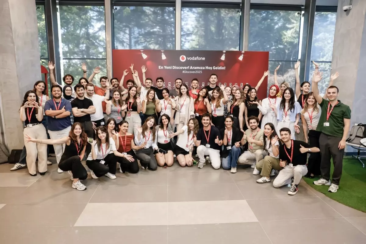 Vodafone'un Genç Yetenek Programı'na 48 Genç Katıldı
