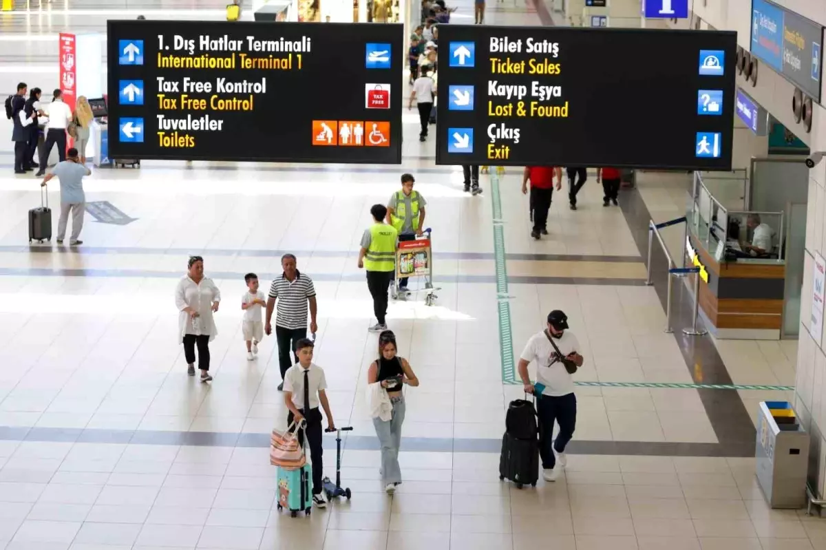 Antalya'da Günlük Ziyaretçi Rekoru