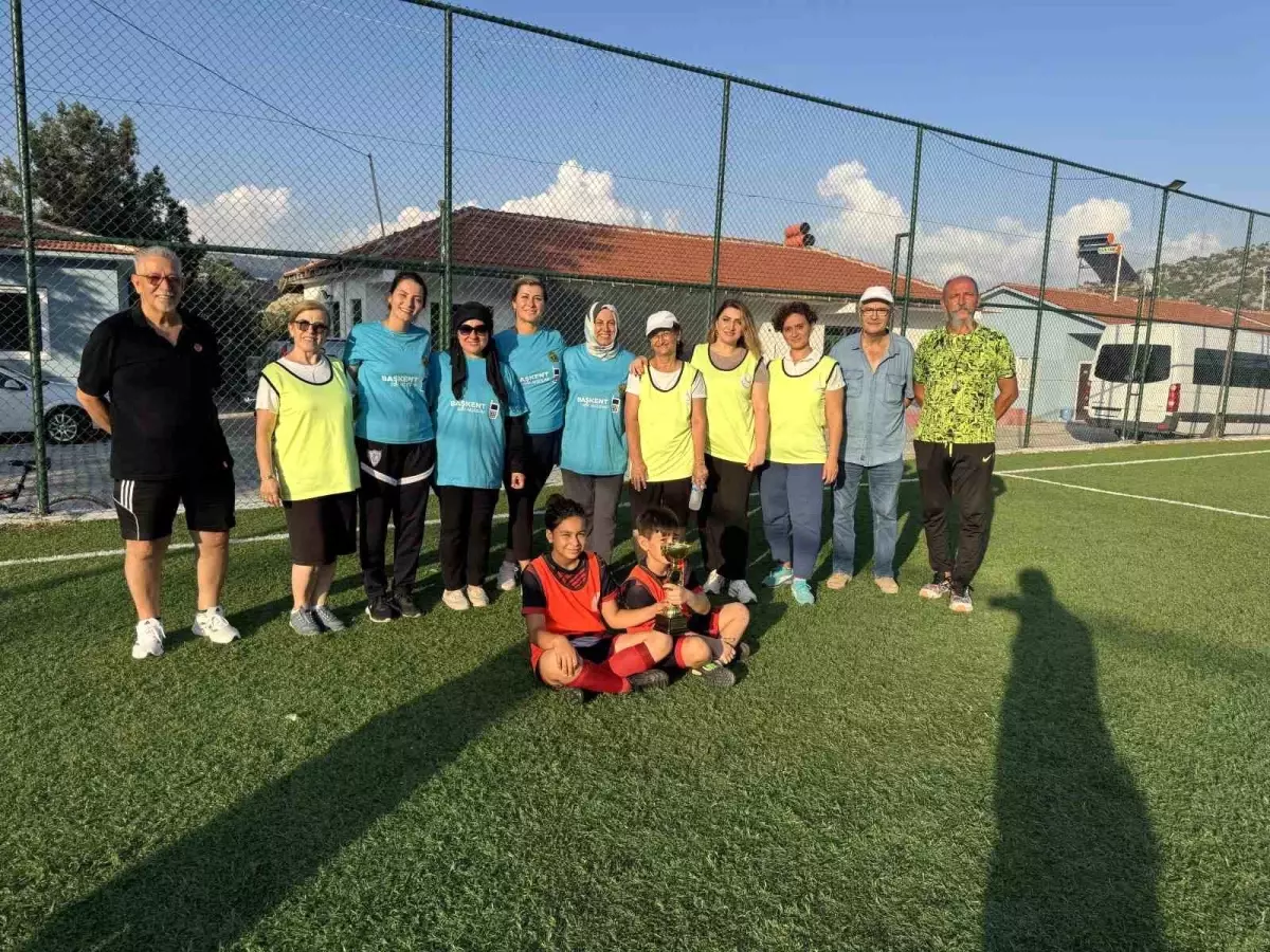 Ormana'da 50 Yaş Üzeri Kadınlar Futbol Turnuvası