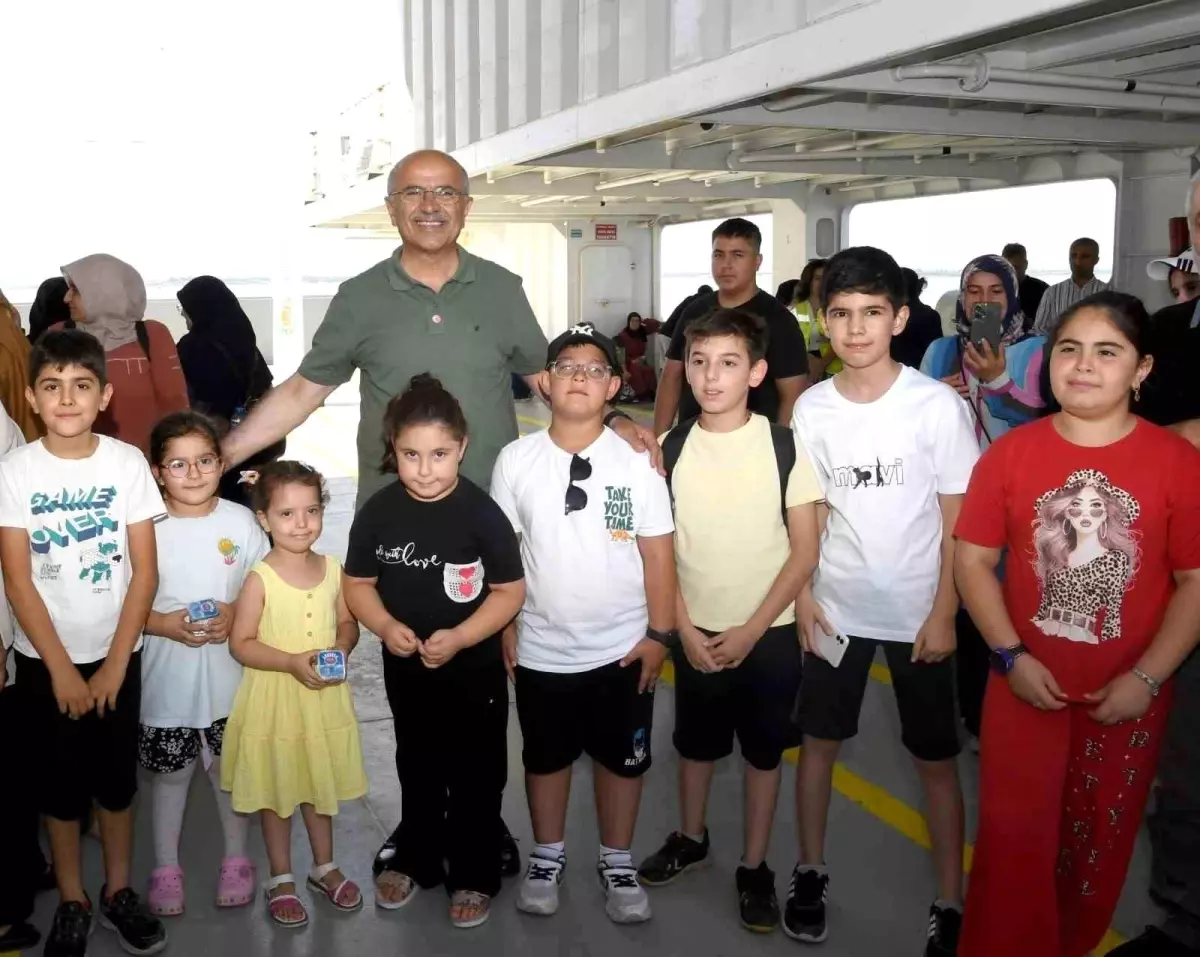 Malatya'da Yetim Çocuklar için Feribot Gezisi Düzenlendi