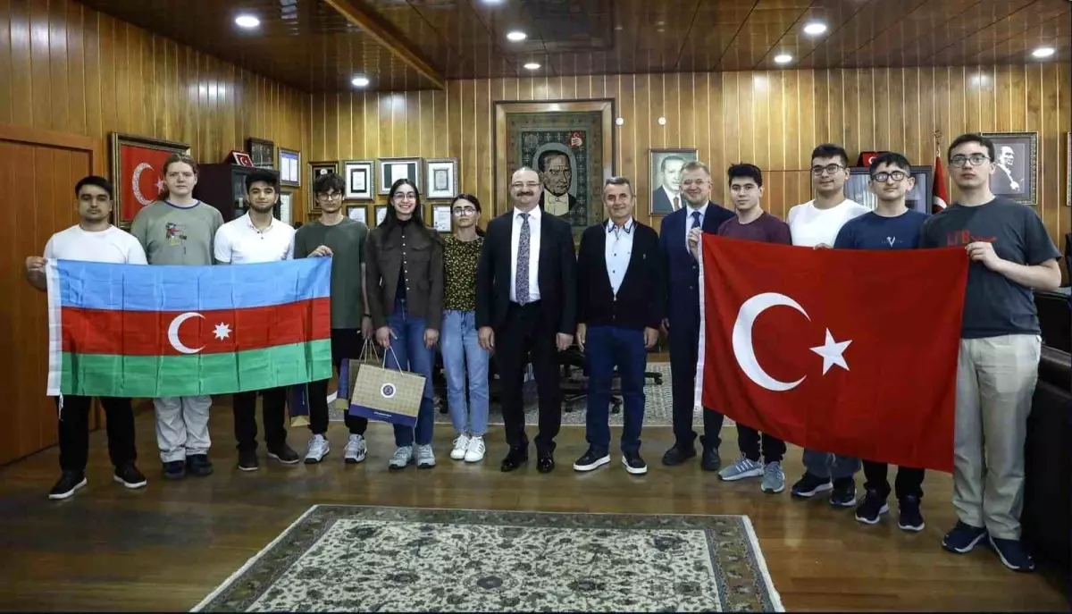 Atatürk Üniversitesi'nden Kimya Olimpiyatında Başarı