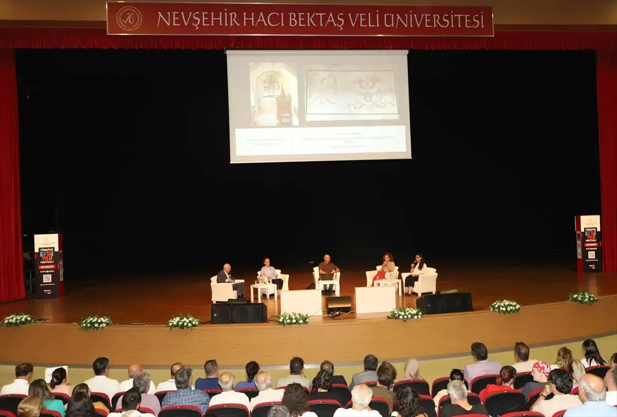 Nevşehir Kültür Yolu Festivali'nde Tarih ve Hafıza Söyleşisi