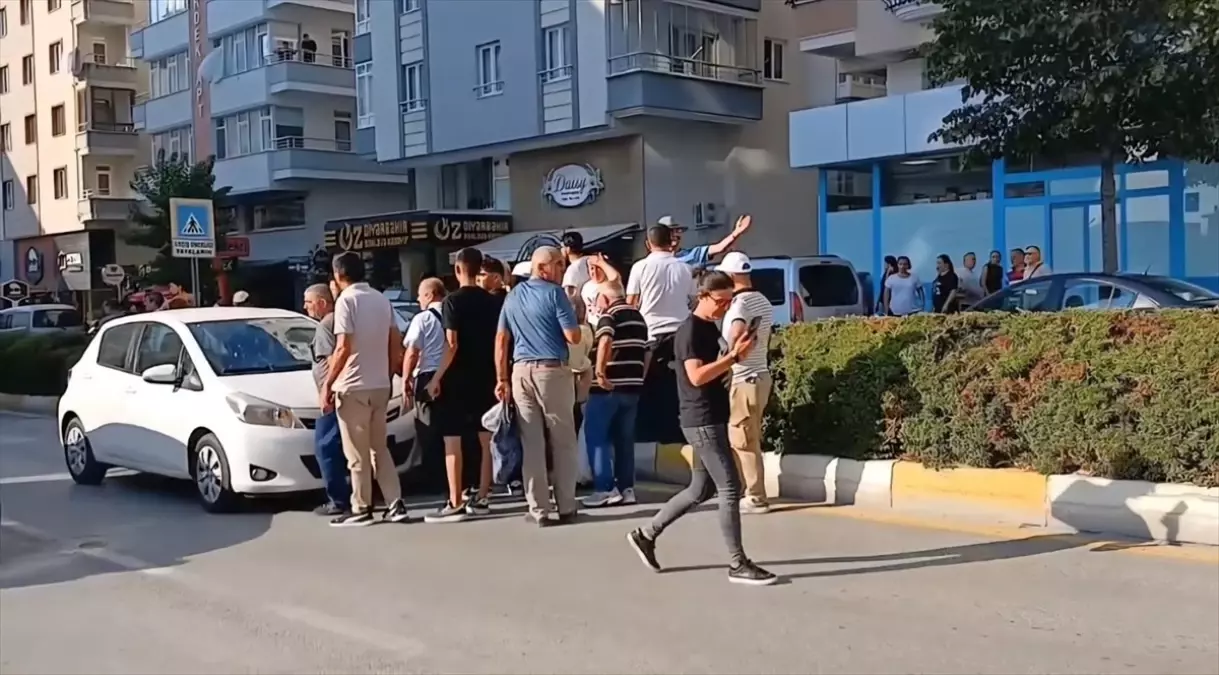 Çorum'da Yaya Kazası: 75 Yaşındaki Adam Yaralandı