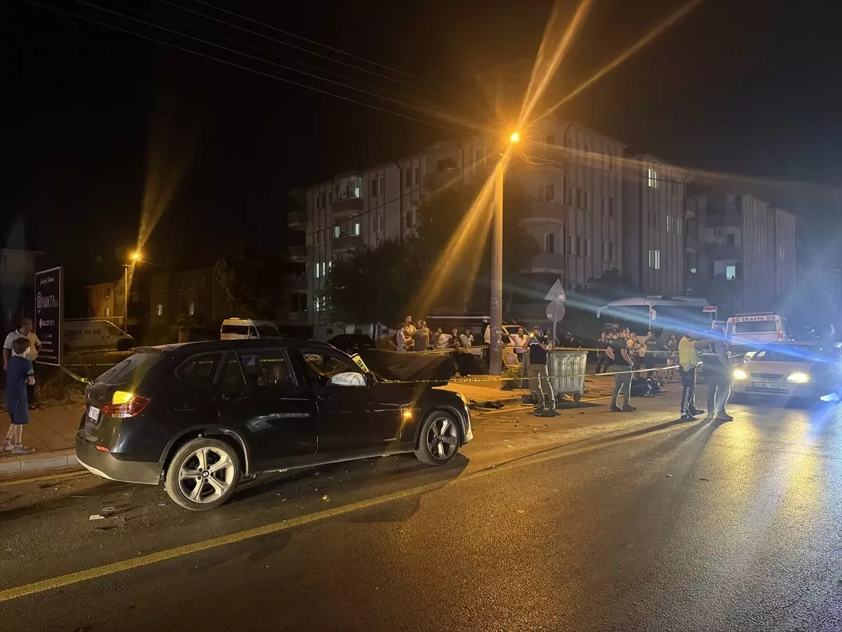Adapazarı'nda Kaza: 1 Ölü, 1 Yaralı