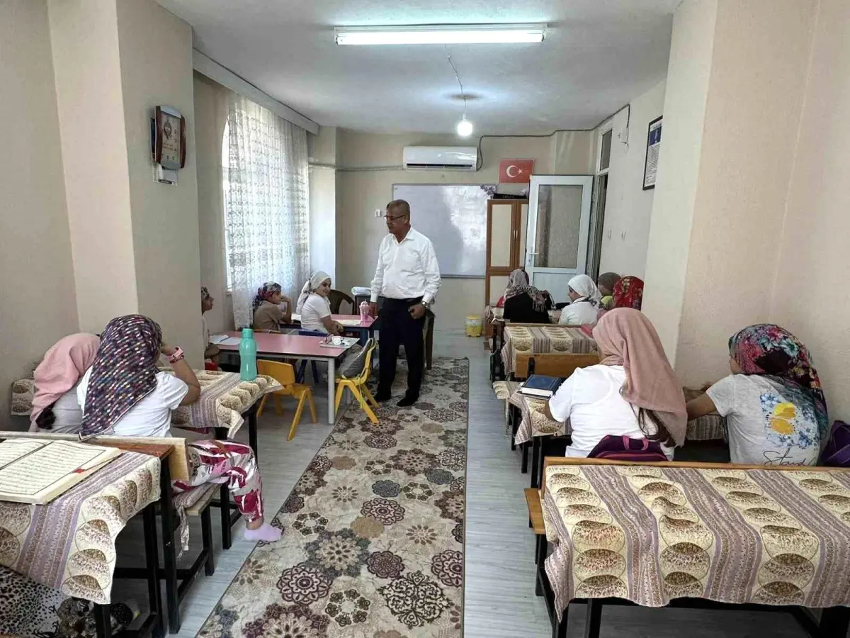 Sultanhisar'da Yaz Kur'an Kurslarına Yoğun İlgi