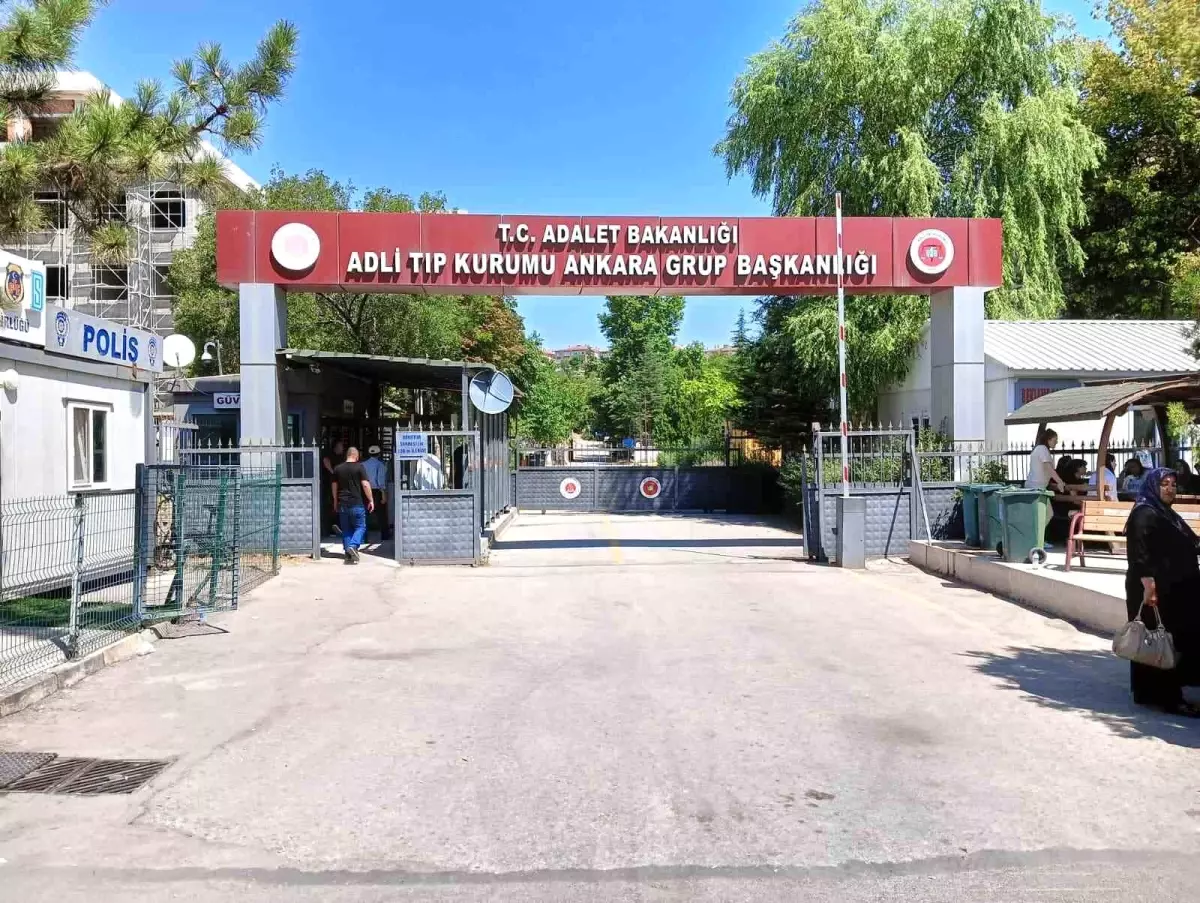 Ankara'da Boşanma Aşamasında Kadın Bıçakla Öldürüldü