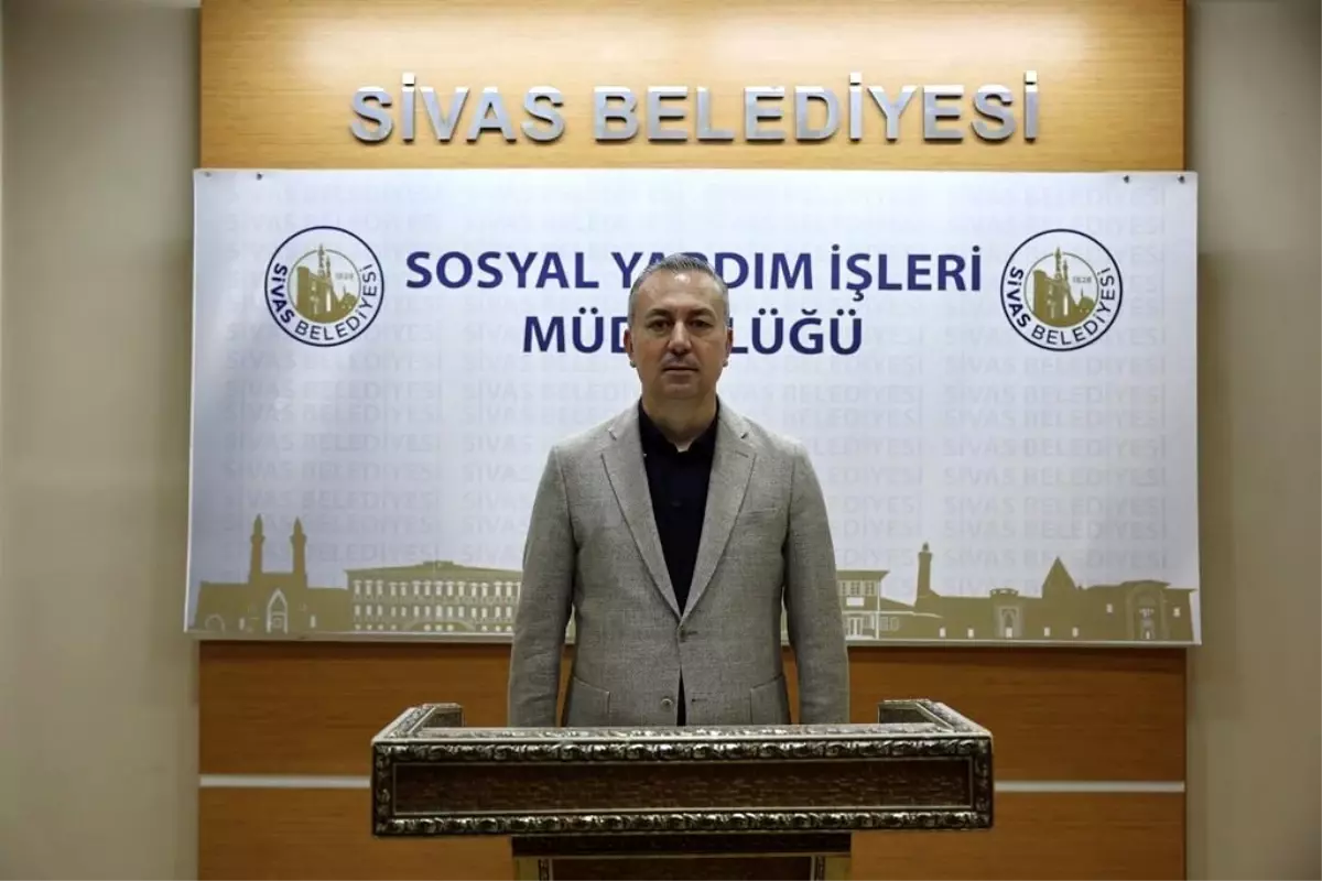 Sivas Belediyesi'nden Öğrencilere Kırtasiye Desteği