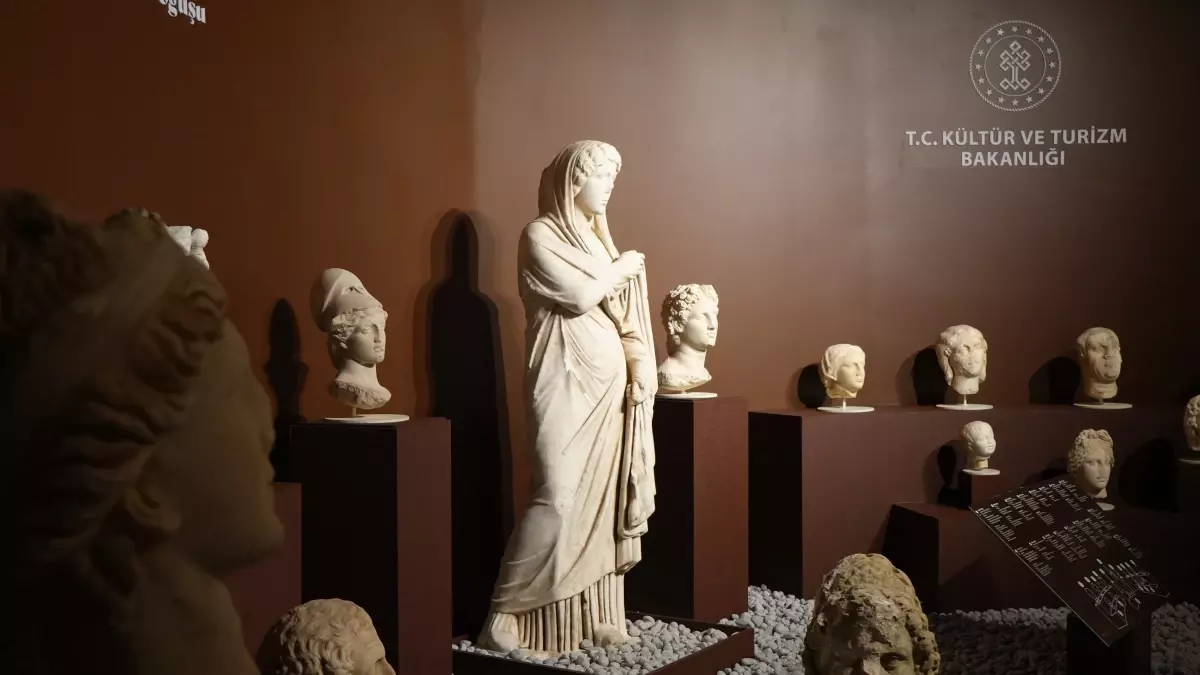 Kültür Varlıkları Müzeler Genel Müdürlüğü'nden 23 eserin Türkiye'ye iadesi sağlandı