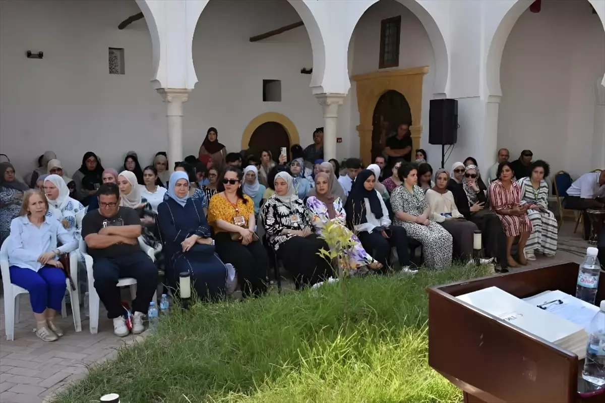 Cezayir'de Hat ve Ebru Sanatı Eğitimi Tamamlandı