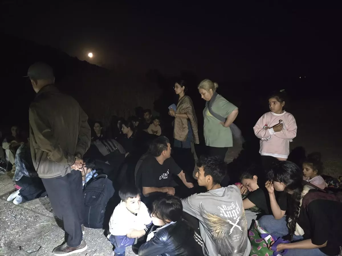 Ayvacık'ta 32 Düzensiz Göçmen Yakalandı