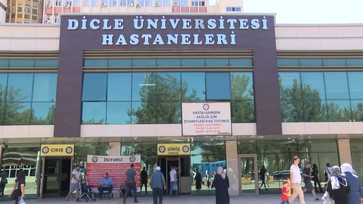 Peker Tekniği ile Rahim Sarkması Ameliyatı Kolaylaştı
