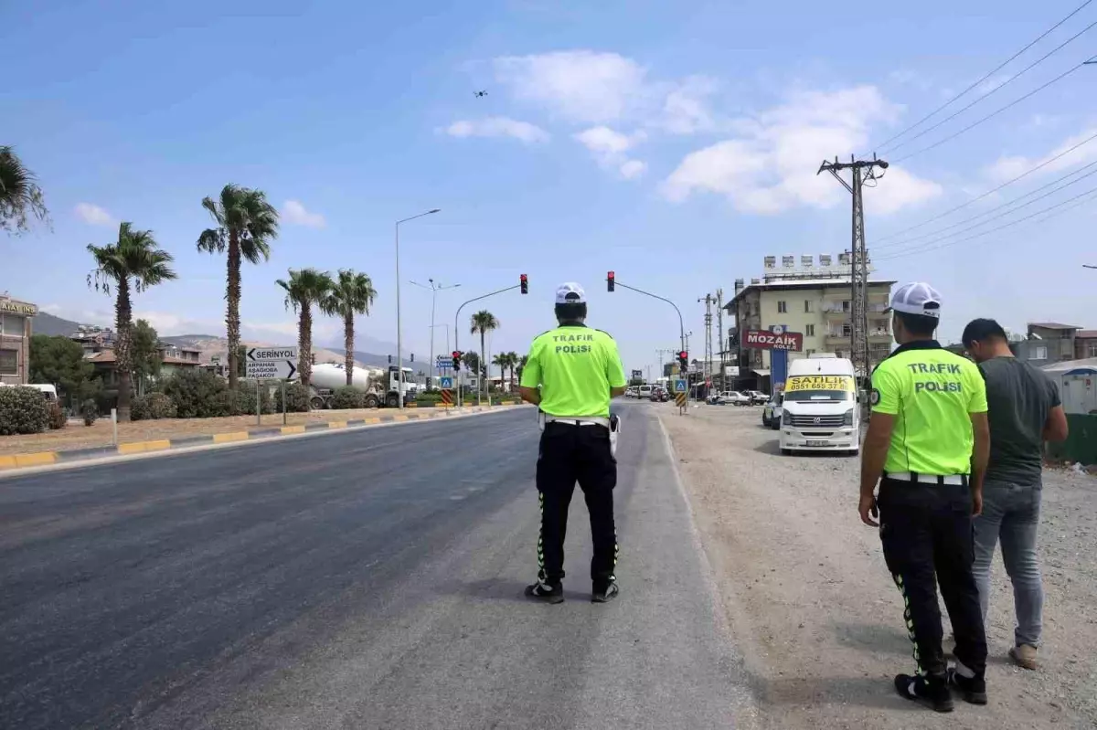 Hatay'da Dronla Trafik Denetimi