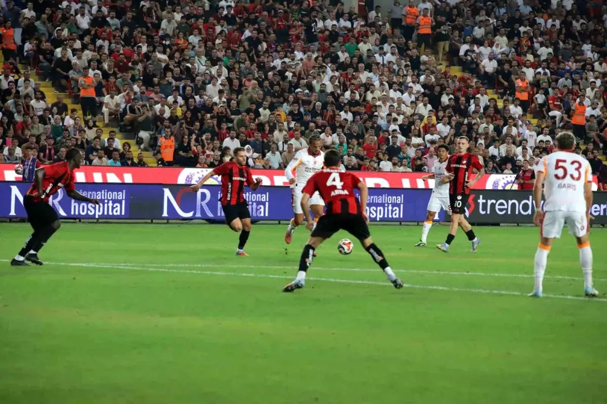 Galatasaray Sezona Galibiyetle Başladı