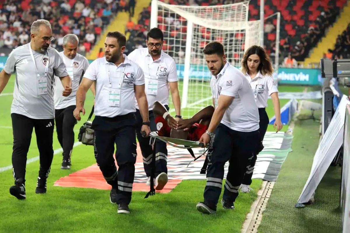 Galatasaray, Gaziantep FK Önünde 3-0 Önde
