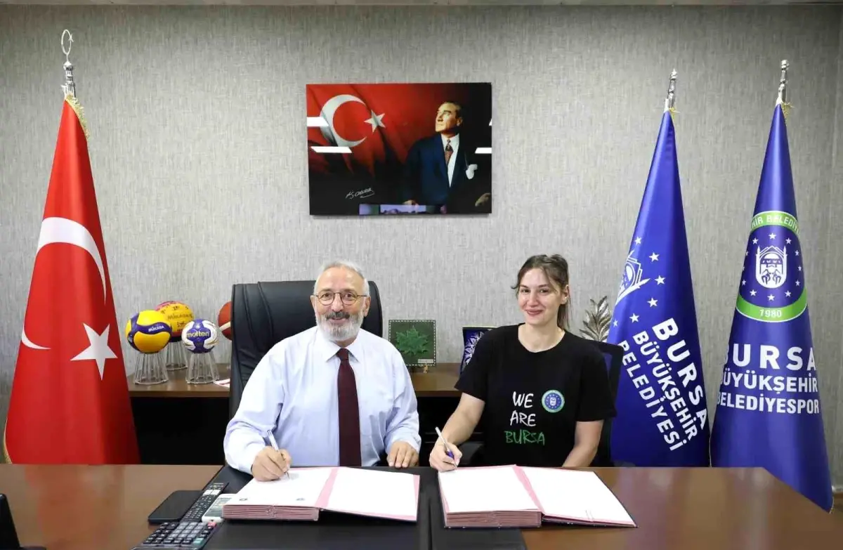 Bursa Büyükşehir Belediyespor Kadrosunu Güçlendirdi