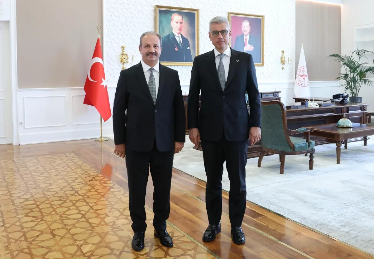 Sağlık-Sen, Bakan Memişoğlu ile Toplu Sözleşme Görüşmesi Yaptı