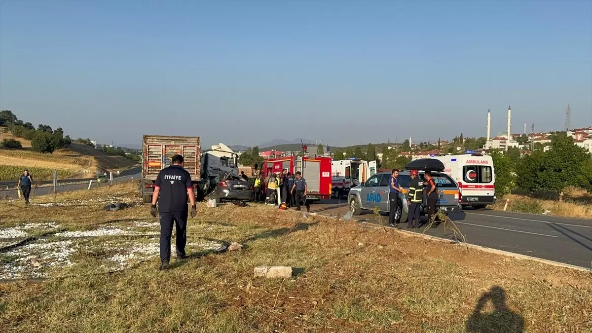 Bilecik'te Trafik Kazası: 1 Ölü, 3 Yaralı