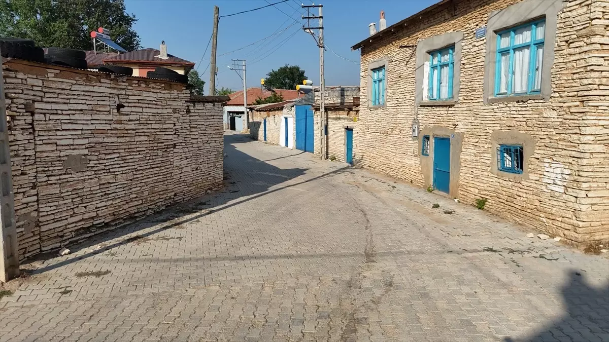 Kazımkarabekir'de Kasaba Taşı Mirası