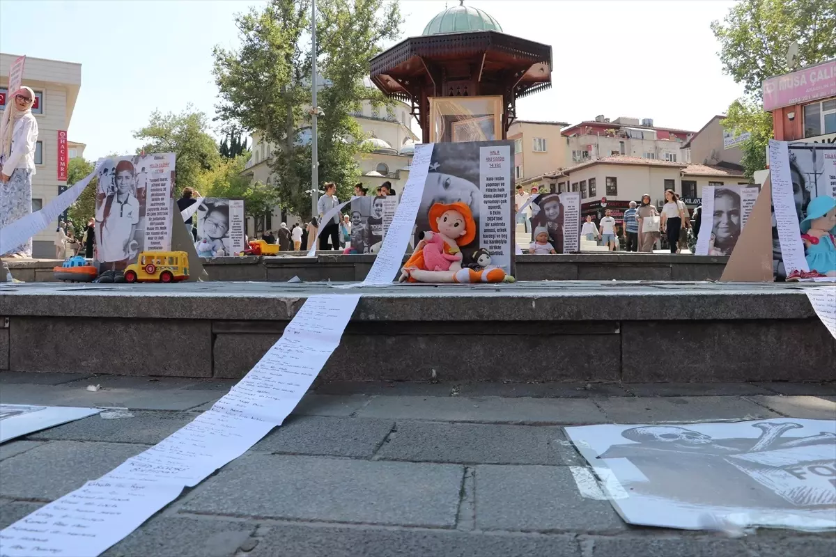 İmam Hatip Öğrencilerinden Gazze'ye Sessiz Destek