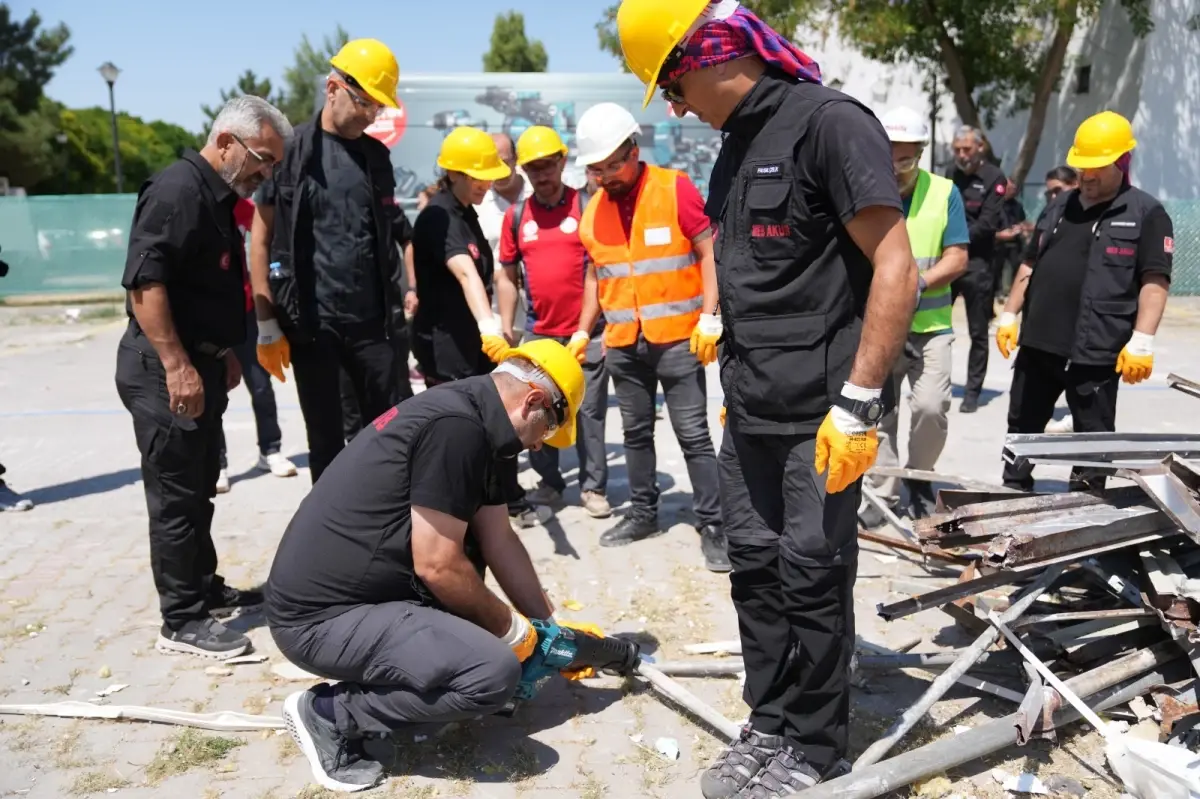 MEB'den Arama Kurtarma Ekiplerine Eğitim