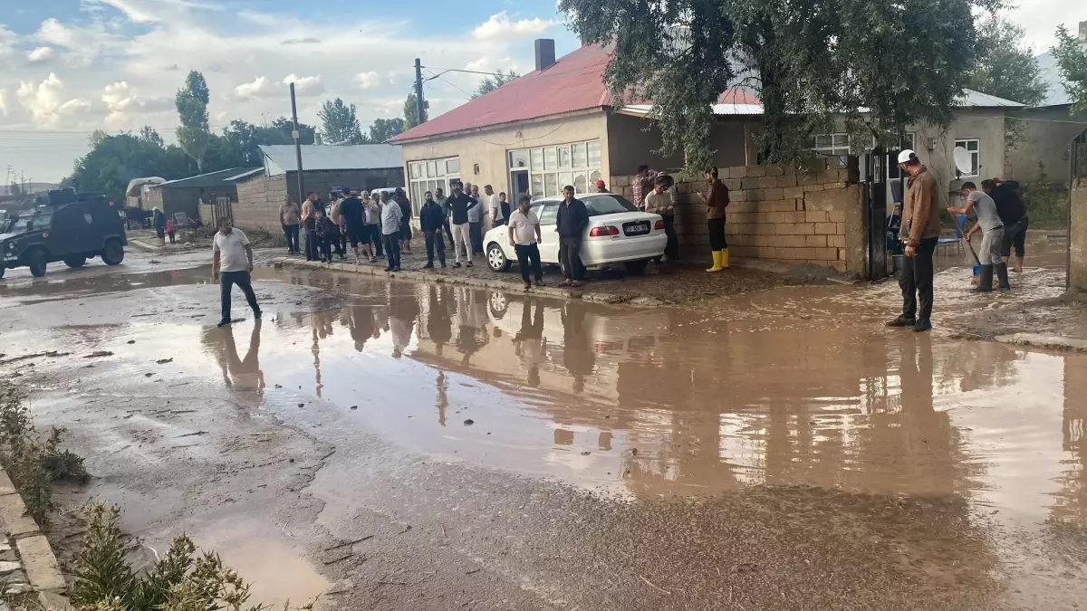 Van'da Sağanak Sel Felaketi
