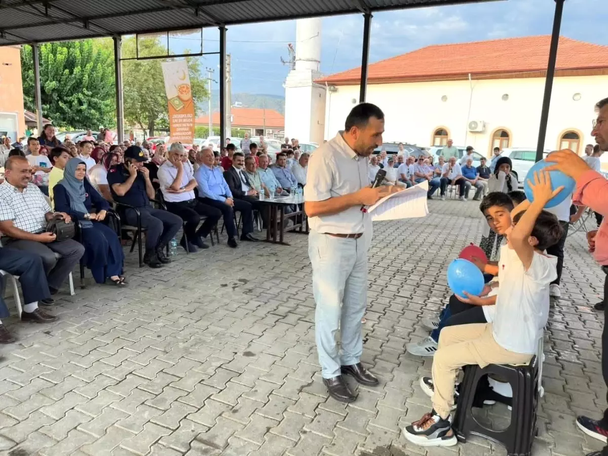 Köyceğiz'de Geleneksel Aşure İkramı