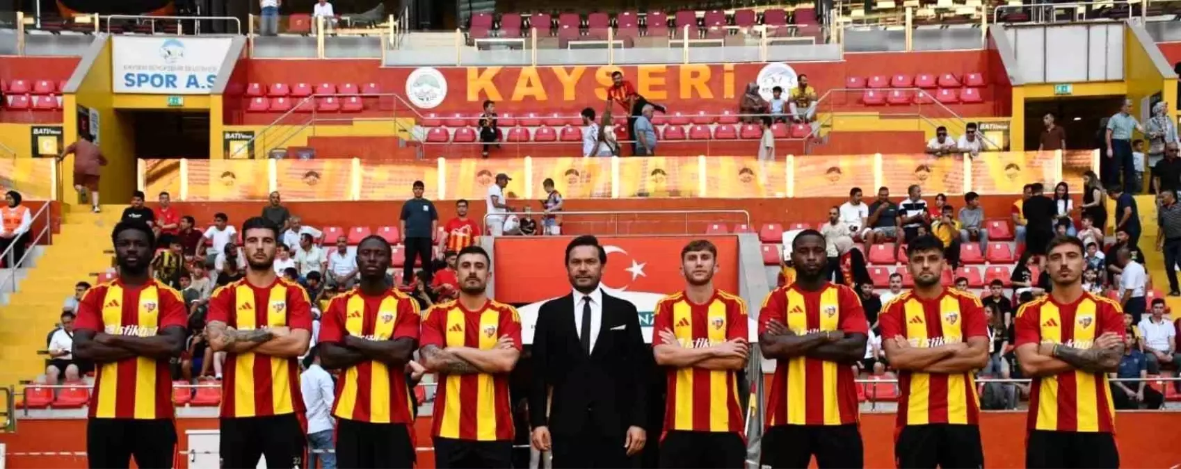 Kayserispor'un Yeni Yüzleri Tanıtıldı