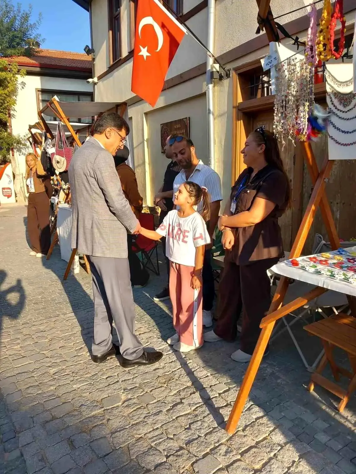 Kütahya'da Yöresel Lezzetler ve El Sanatları Etkinliği Devam Ediyor