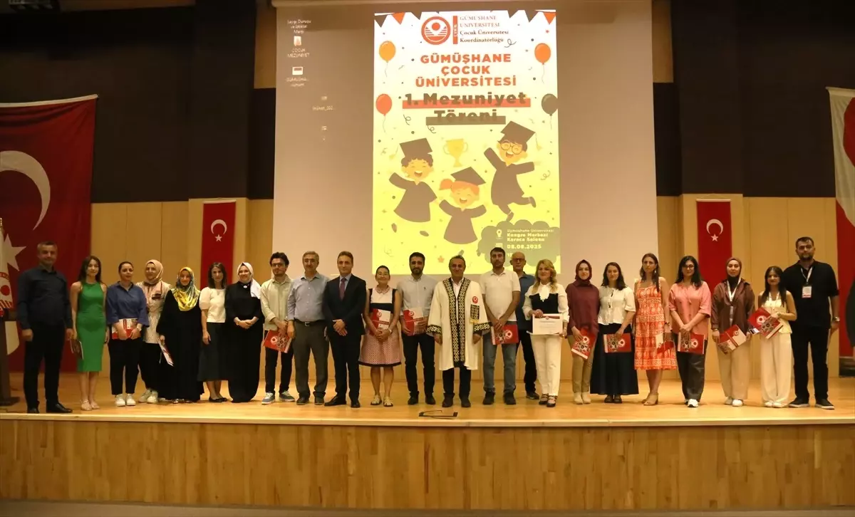 Gümüşhane'de Çocuk Üniversitesi Yaz Atölyeleri Tamamlandı