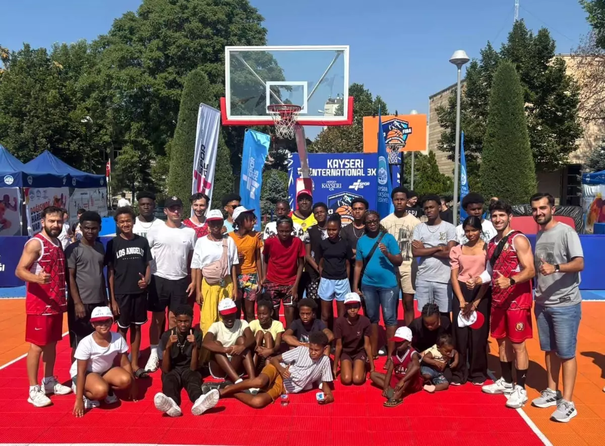 Seyşeller Basketbol Takımı Kayseri'de