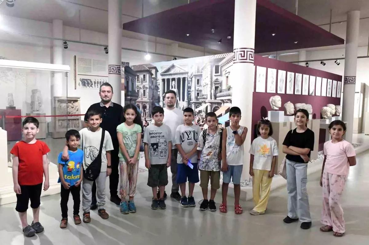 Osmangazi Belediyesi'nden 'Minik Arkeologlar' Projesi