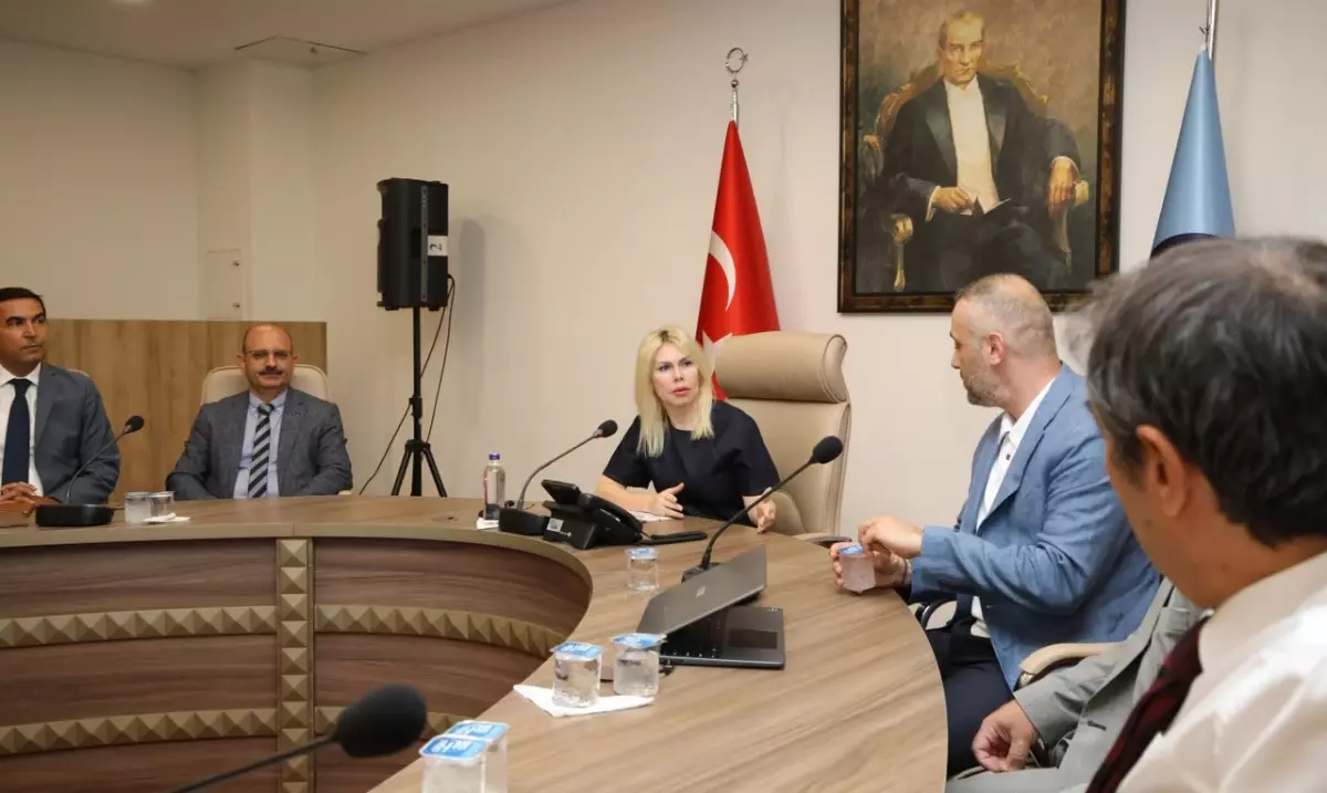 AÜ'de Türkiye'nin En Büyük GES Projesi Başladı