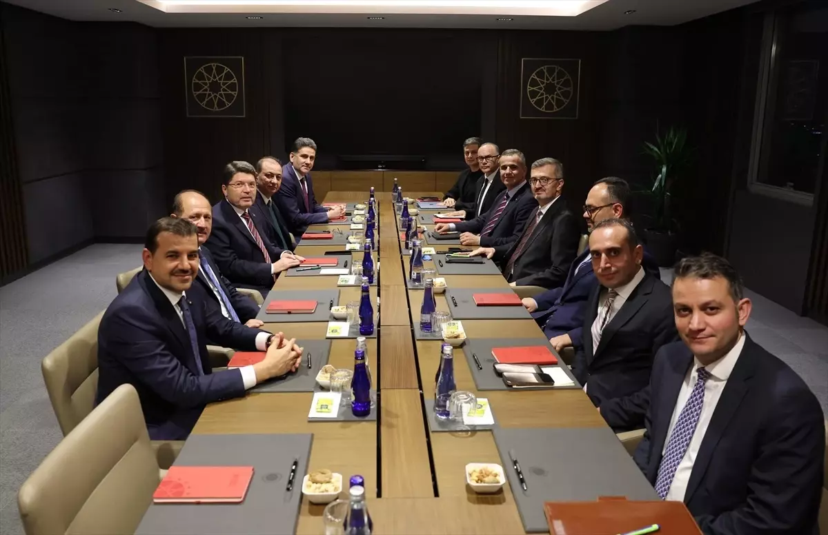 Tunç ve Duran'dan Dijitalleşme Toplantısı