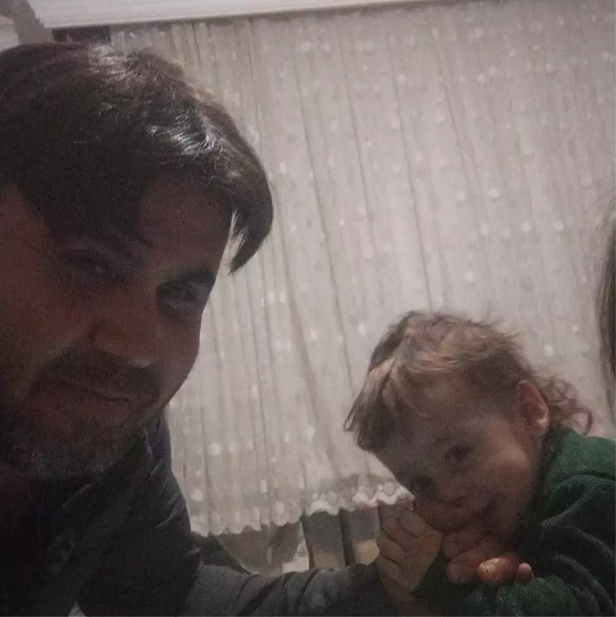 Samsun'da Baba ve İki Kızı Dalgalarda Tehlike Geçirdi