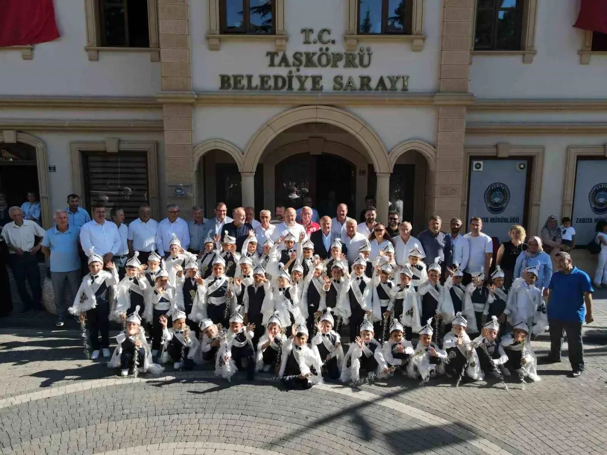 Taşköprü'de Sünnet Şöleni Düzenlendi