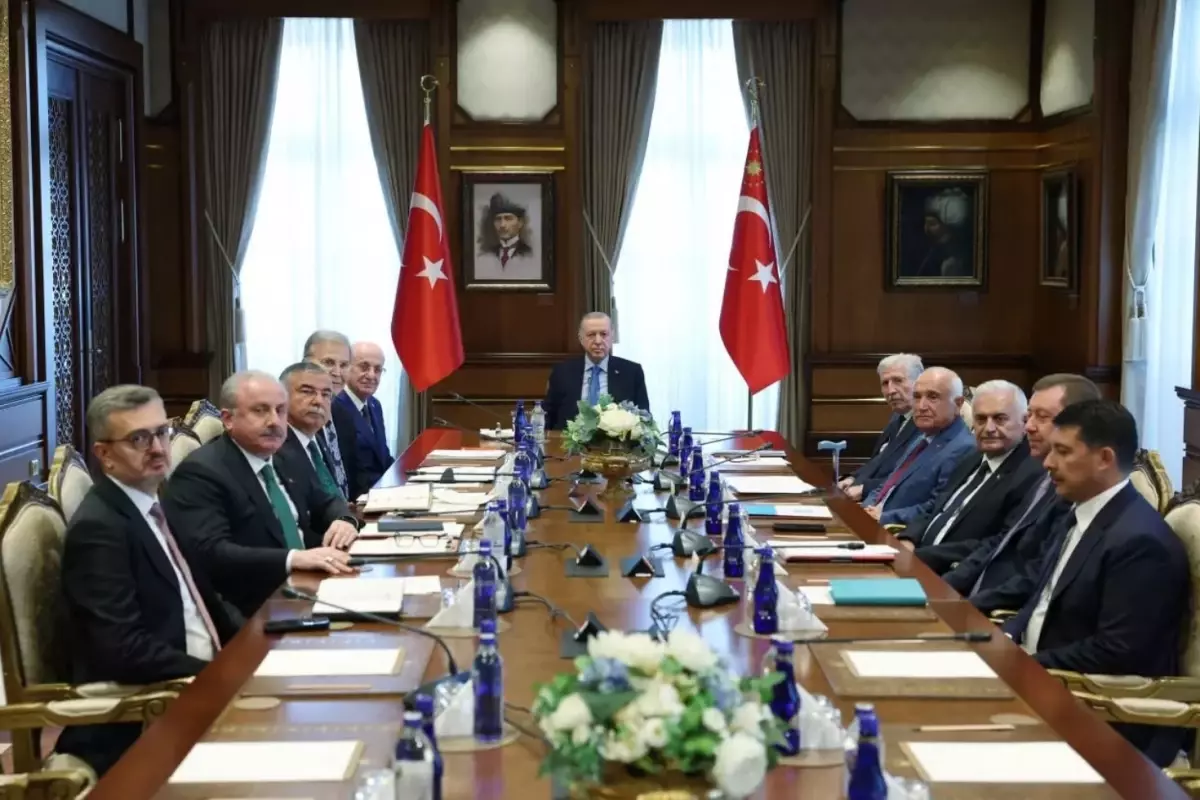 Yüksek İstişare Kurulu'nda toplantısı sonrası açıklama: Aileyi korumanın önemi ifade edildi