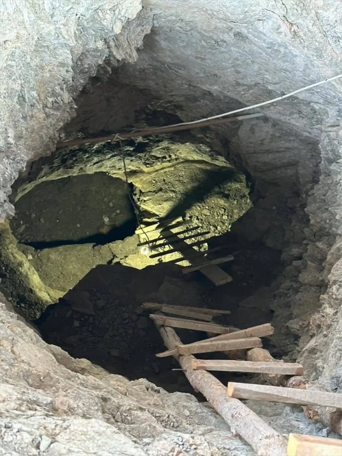 Kaçak Kazı Yapan Şüpheli Yakalandı