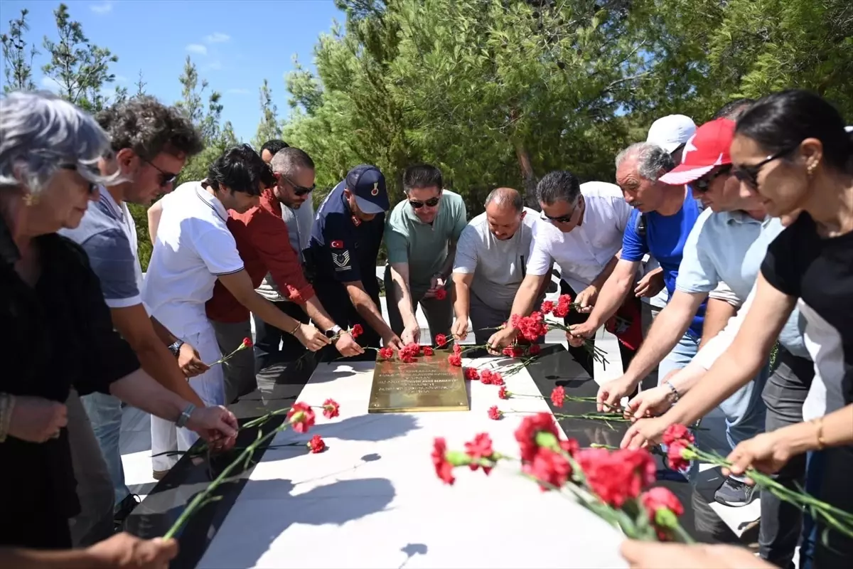 Hüseyin Avni Bey Anısına Tören