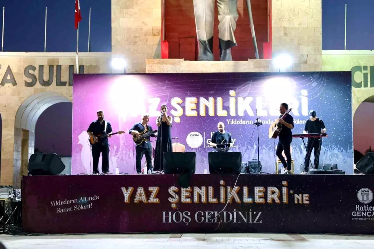 Didim Yaz Şenlikleri Coşkulu Bir Konserle Başladı