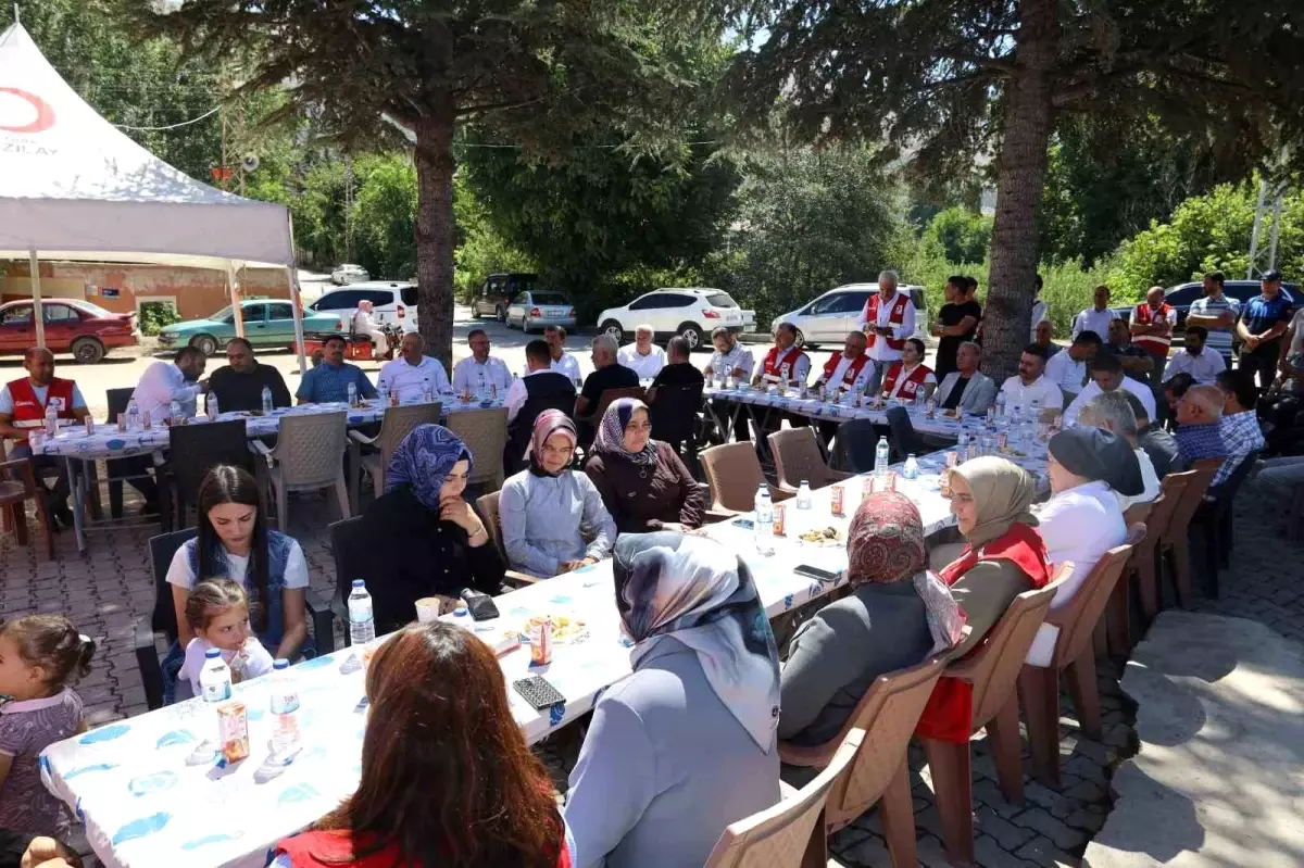 Yahyalı'da Türk Kızılay Gönüllü Merkezi Açıldı