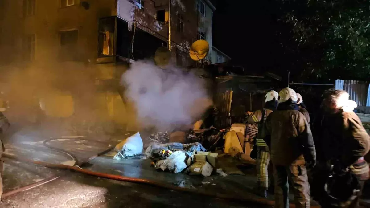 Avcılar'da Çorap Atölyesi Yangını