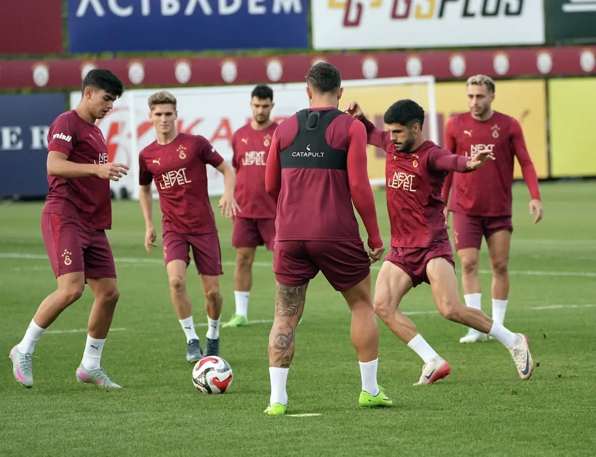 Galatasaray, Karagümrük Maçına Hazır