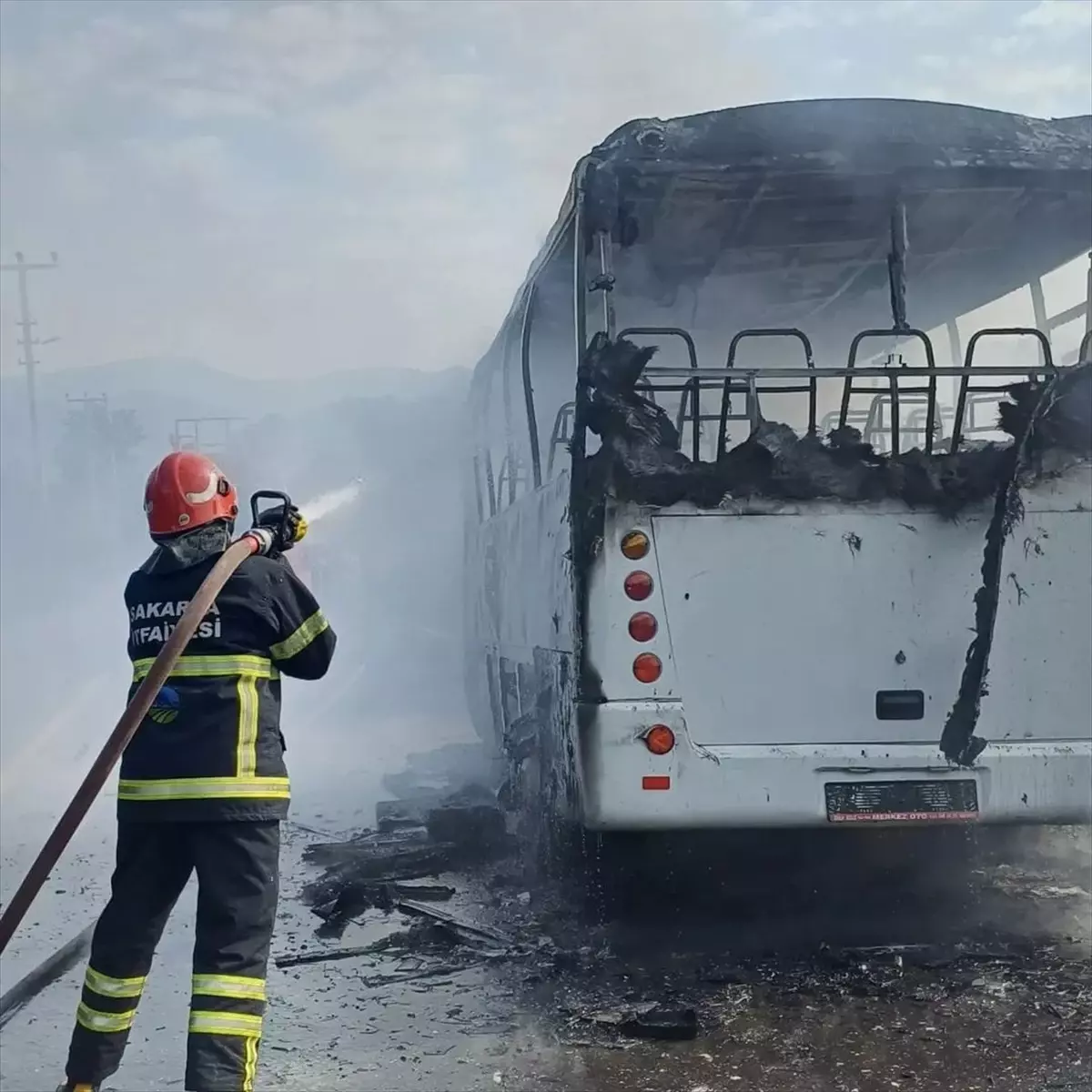 Karapürçek'te Midibüs Yangını
